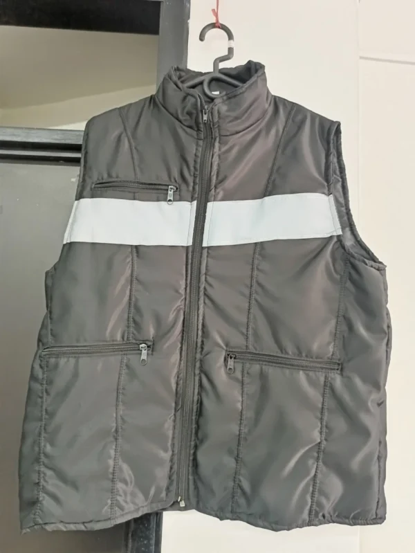 Chaqueta tipo escolta