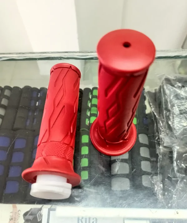 Manillares con carretel XL-86A unicolor – Resistencia y estilo para tu moto - Imagen 3