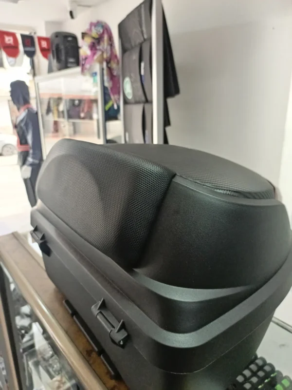 Baul para moto Kontrol de 35 Litros con espaldar - Imagen 3