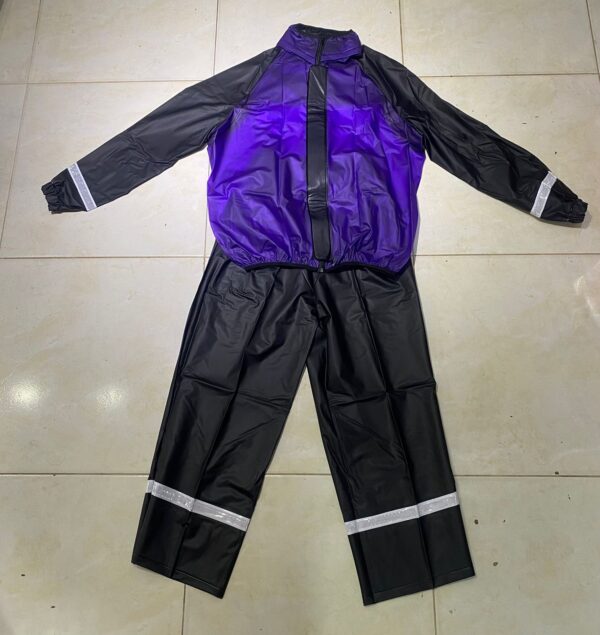 Impermeable siliconado con manga resortada - Imagen 6