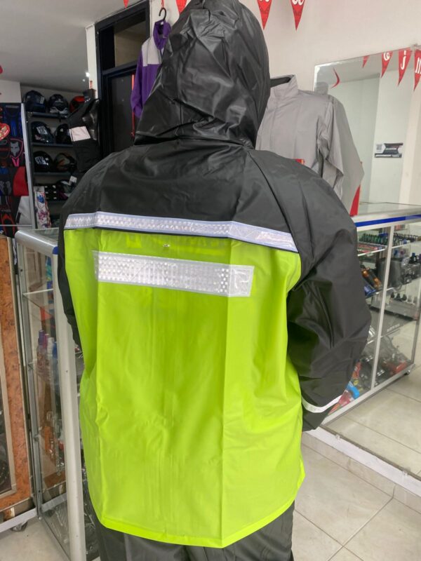 Impermeable siliconado - Imagen 4