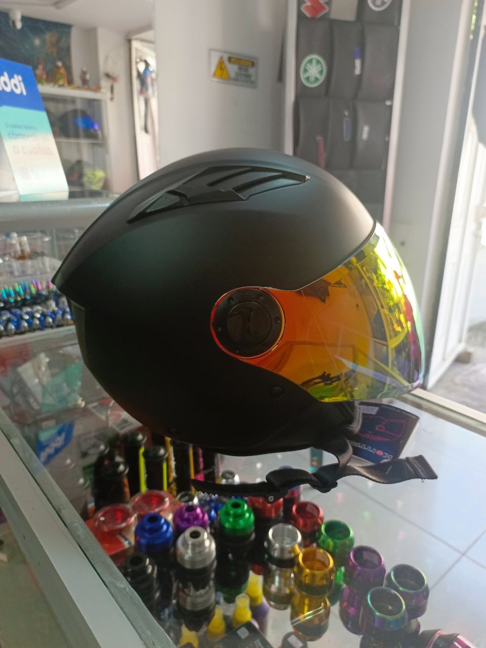 Casco abierto Kontrol 236: 1 diseño aerodinámico con certificación DOT - Imagen 4