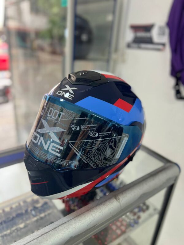 Casco abatible X-One