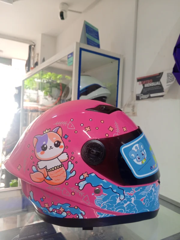 Casco para niña KRM integral. Diseño de gato/sirena rosado brillante